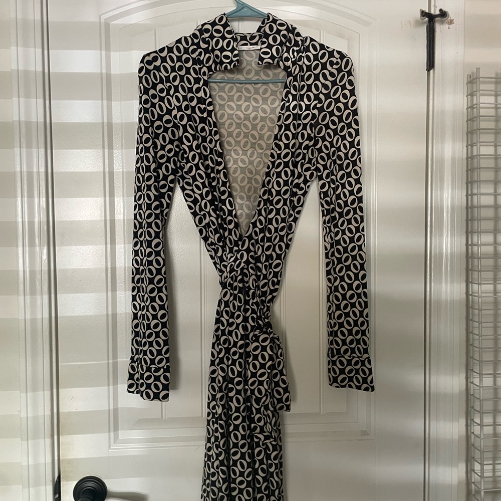 (Retail $500) Diane Von Furstenberg dress